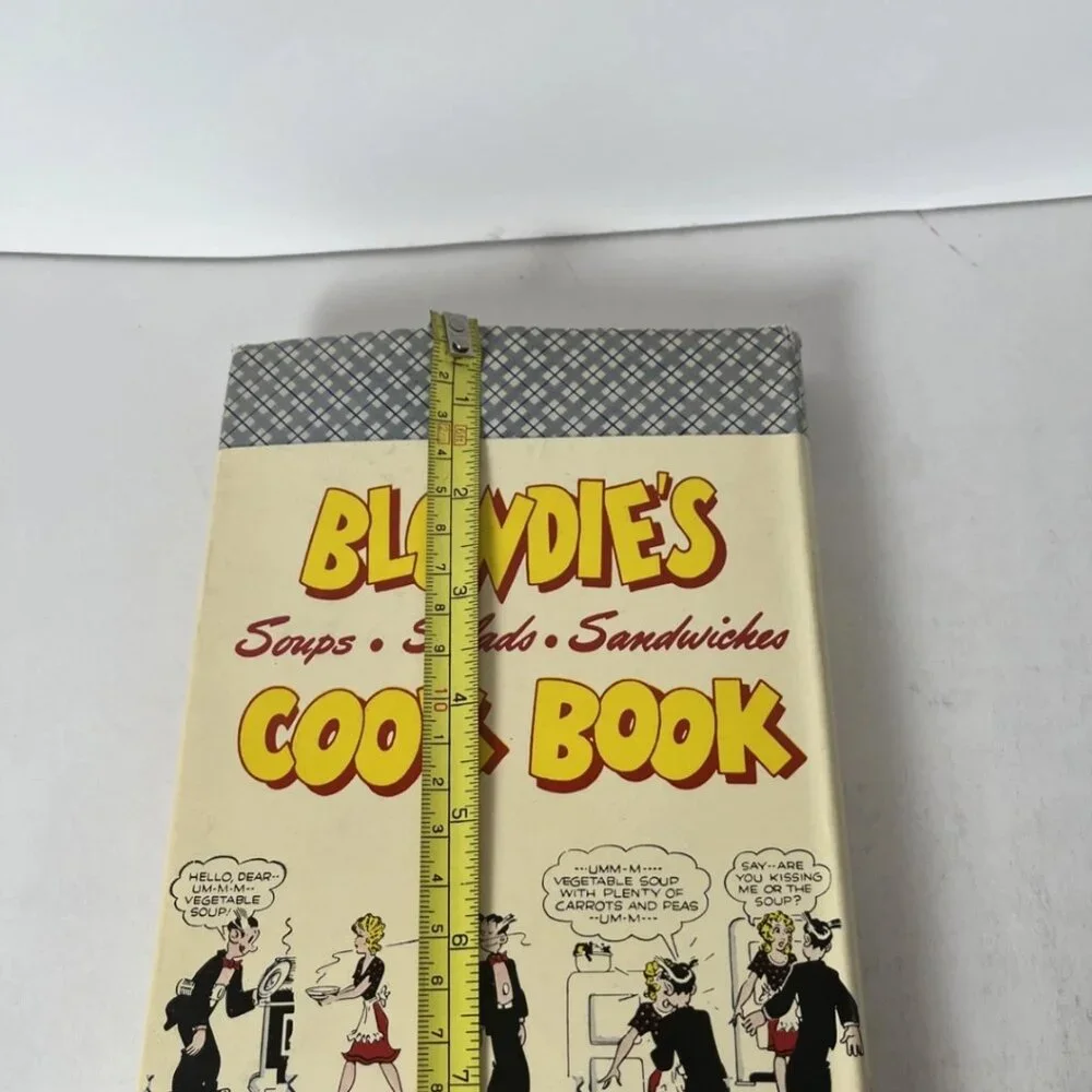 Vintage 1947 Blondie's Cook Book Chic Young Dagwood HC with Dust Jacket
